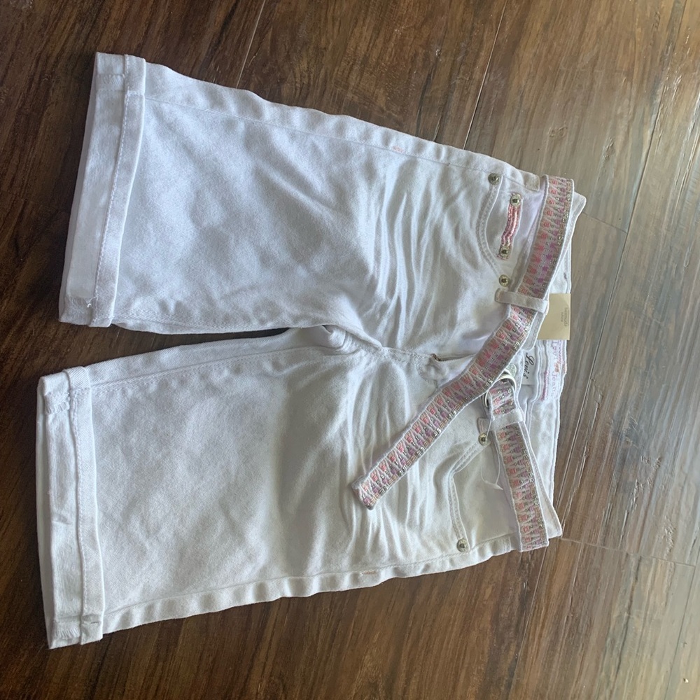 White Levi shorts